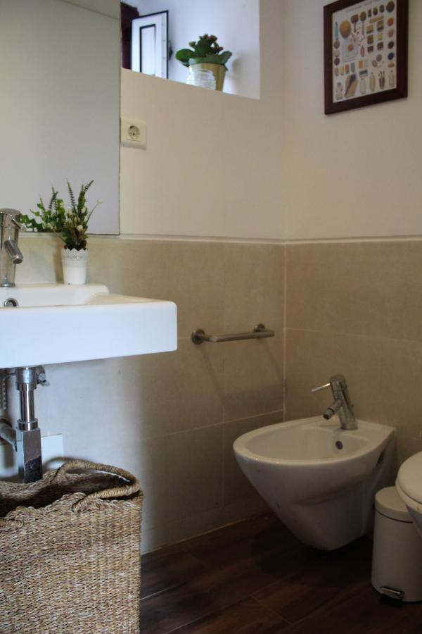 Villa Casa Das Saras à Goncalo  Extérieur photo